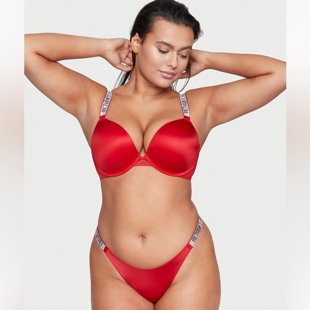 Victoria Secret Bombshell Shine Strap Push Up Bra